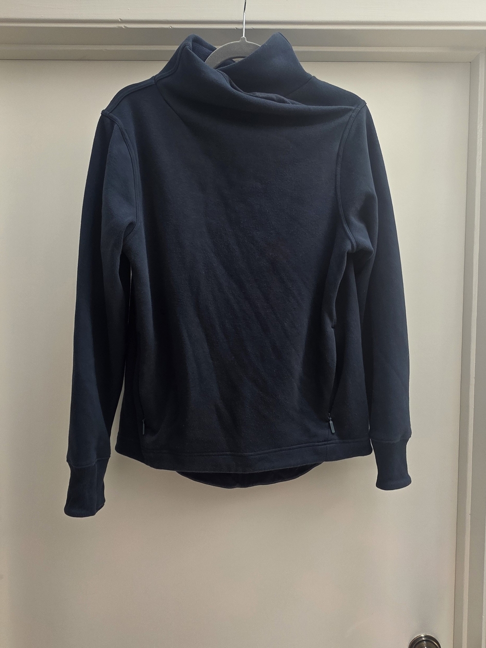 Athleta 24/7 Funnel Neck Organic Cotton Sweatshirt Quiet Luxury Cozy Small